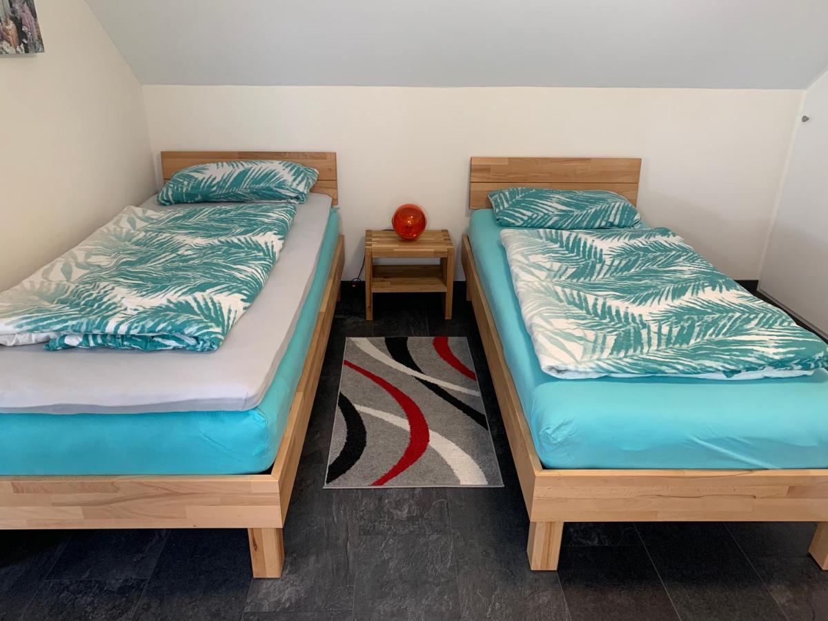 Ferienwohnung Sunny - Moderne Ferienwohnung Im Gruenen In Saarbruecken-West Exteriér fotografie
